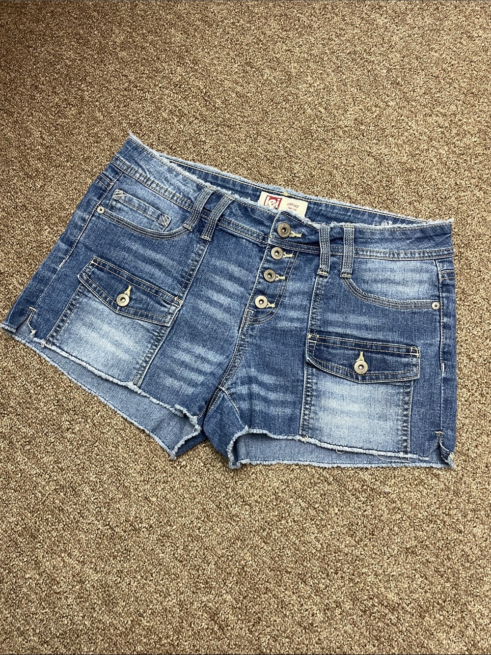 lei Ashley Low Rise Jean Short Short Junior Size 9